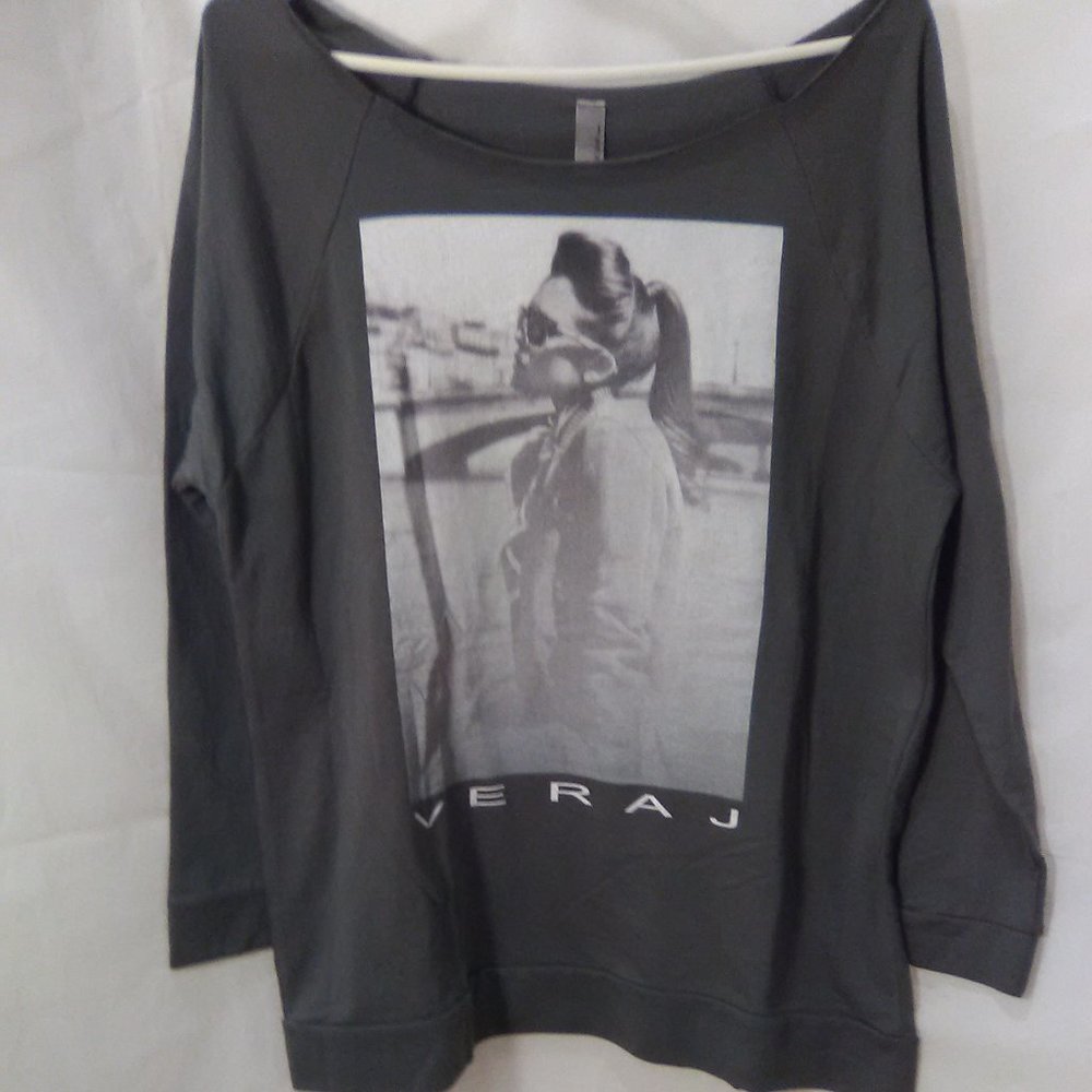 Women's Long Sleeve Top Color Gray W/ Picture Of Young Girl On Size Medium